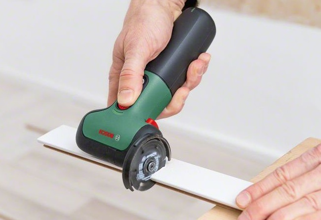 Bosch 06039D2000 aku řezačka/bruska EasyCut&Grind 7,2 V