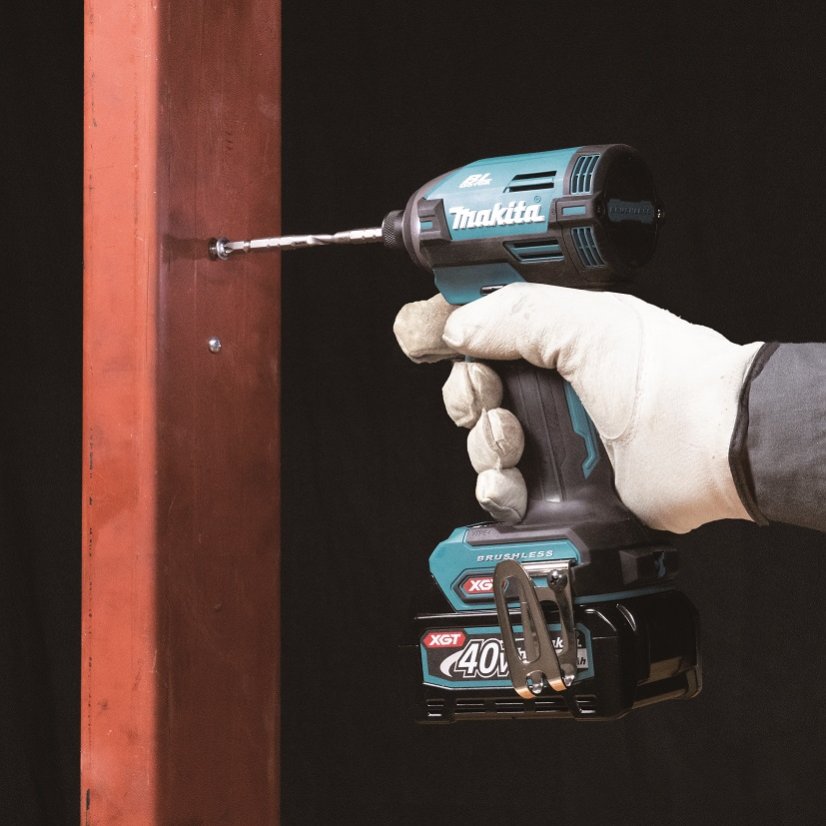 Makita TD003GA201 aku rázový šroubovák 1/4"Li-ion XGT 40V 2x 2A Makpach