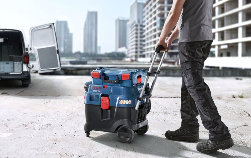 ‌Bosch GAS 12-40 MA univerzální vysavač