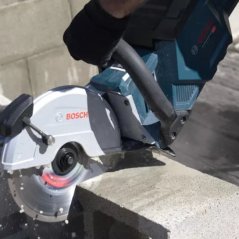 Bosch GCS 18V-230 aku rozbrušovací pila 18 V 230mm bez aku 06013B0000