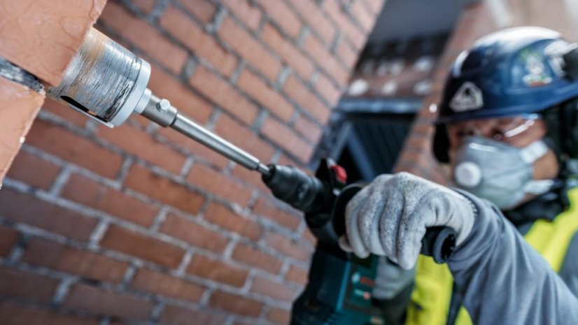 Bosch diamantová vrtací korunka 82 mm na zásuvky 2608599047