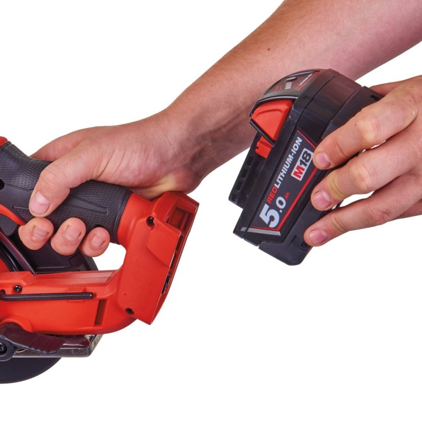Milwaukee M18 FMCS-502X aku pila na kov 4933459193
