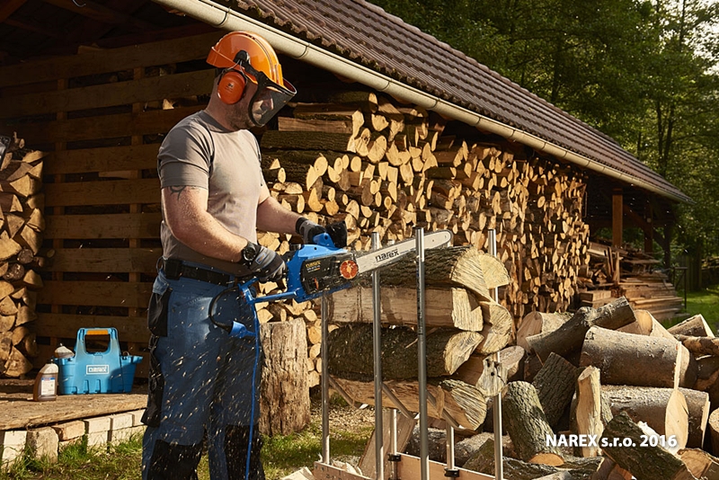 Narex EPR 35-25 elektrická řetězová pila 2500W