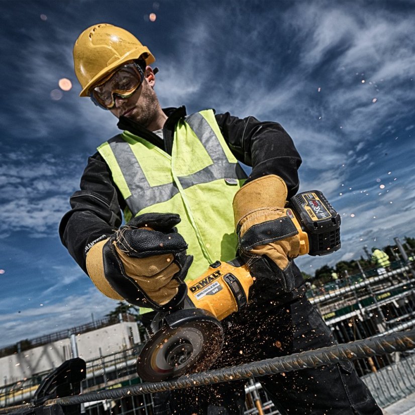 Dewalt DCG418T2 aku úhlová bruska FLEXVOLT Flexvolt 54V 2x6,0Ah
