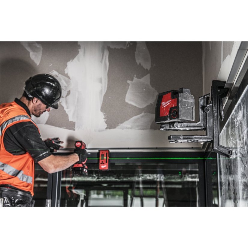 Milwaukee L4 CLL-301C Akumulátorový křížový liniový laser se zeleným paprskem s USB 4933478098