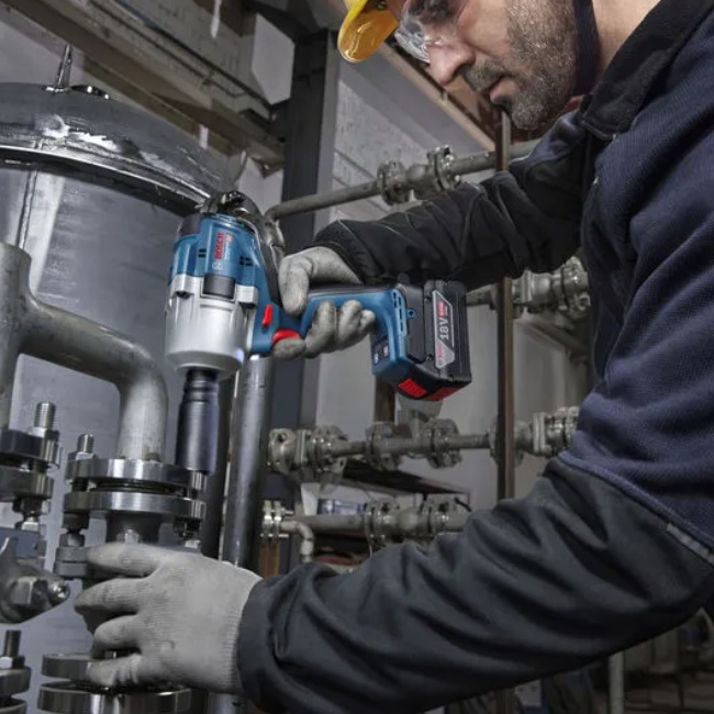 Bosch GDS 18V-780 aku rázový utahovák 1/2" 18V L-Boxx bez aku 06019P4003