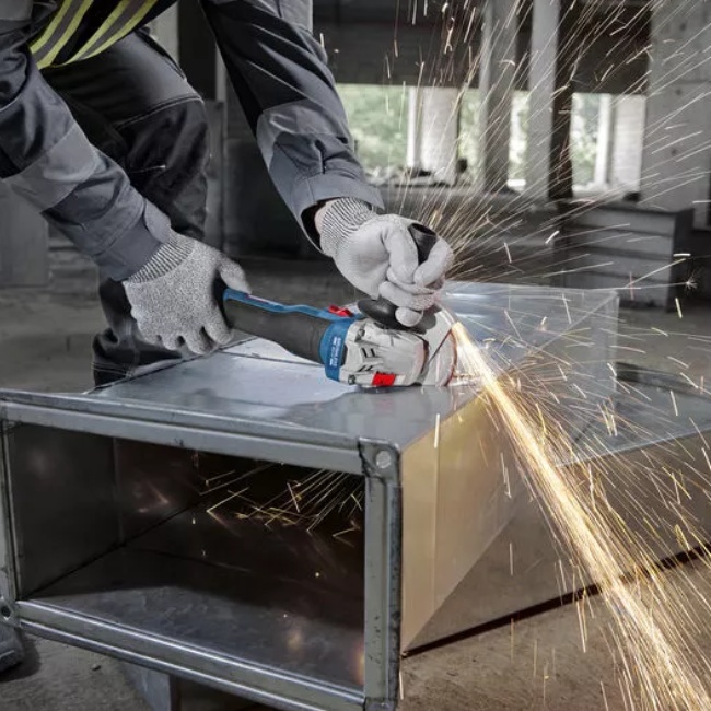 Bosch GWS 18V-8 aku úhlová bruska 125mm bez aku 06019N9000