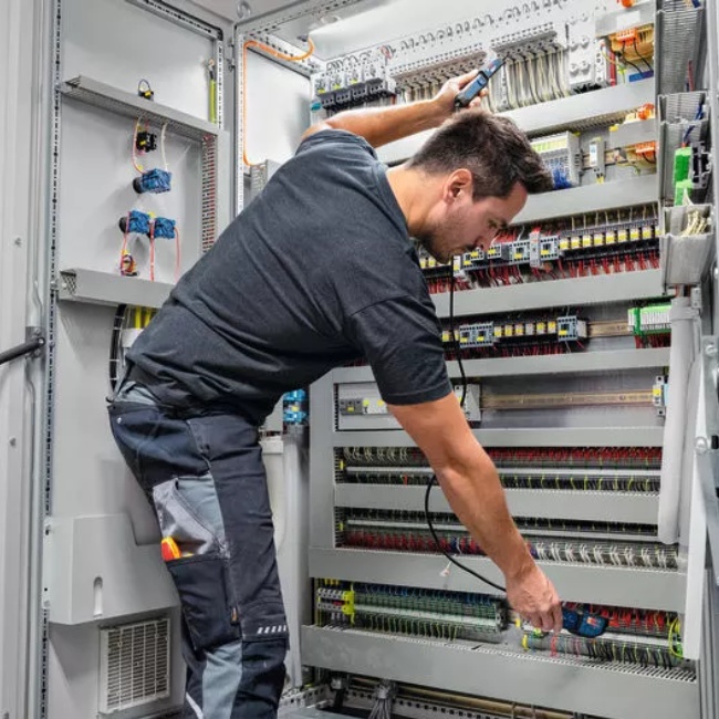 Bosch GVT 1000-15 zkoušečka napětí 0601077800