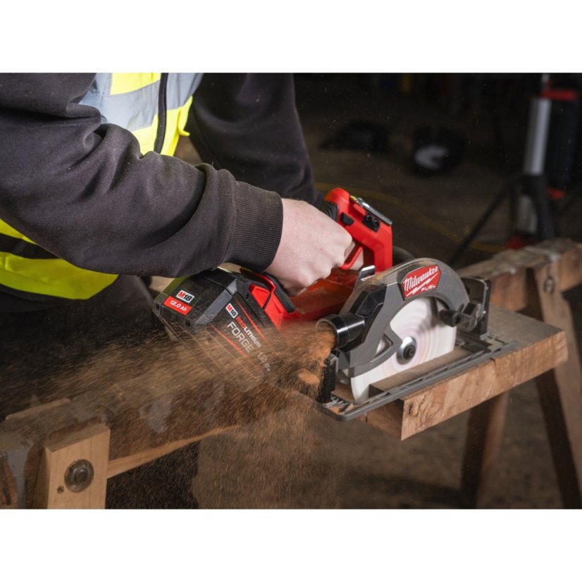 Milwaukee M18 FCS66GR3-0 aku kotoučová pila GEN3 kompatibilní s vodicí lištou 4933493491
