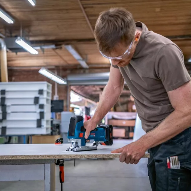 Bosch GSR 18V-90C + GKT 18V-52GC + GST ​​​​18V-155 SC+ GEX 18V-125 aku sada nářadí 18 V 2x 5,5Ah + 1x 4Ah Procore 0615990N36