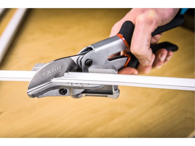 EXTOL PREMIUM 8831190 nůžky multifunkční-úhlové na plast. lišty/profily, 240mm
