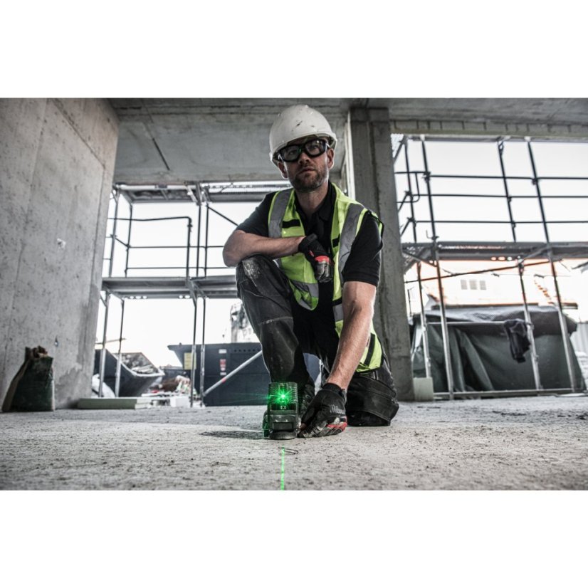 Milwaukee L4 CLL-301C Akumulátorový křížový liniový laser se zeleným paprskem s USB 4933478098