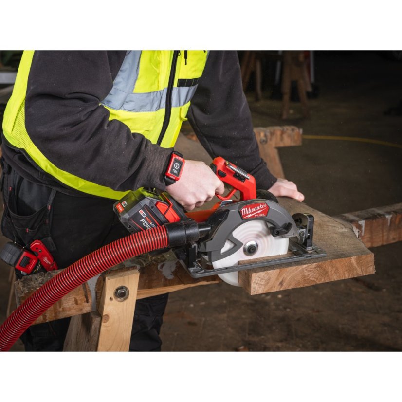 Milwaukee M18 FCS66GR3-0 aku kotoučová pila GEN3 kompatibilní s vodicí lištou 4933493491
