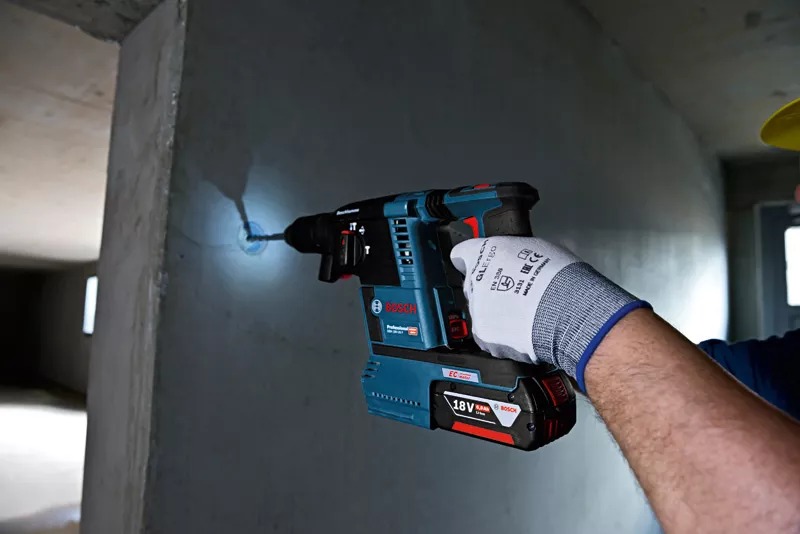 Bosch GBH 18V-26F akumulátorové vrtací kladivo s SDS plus 061191000G