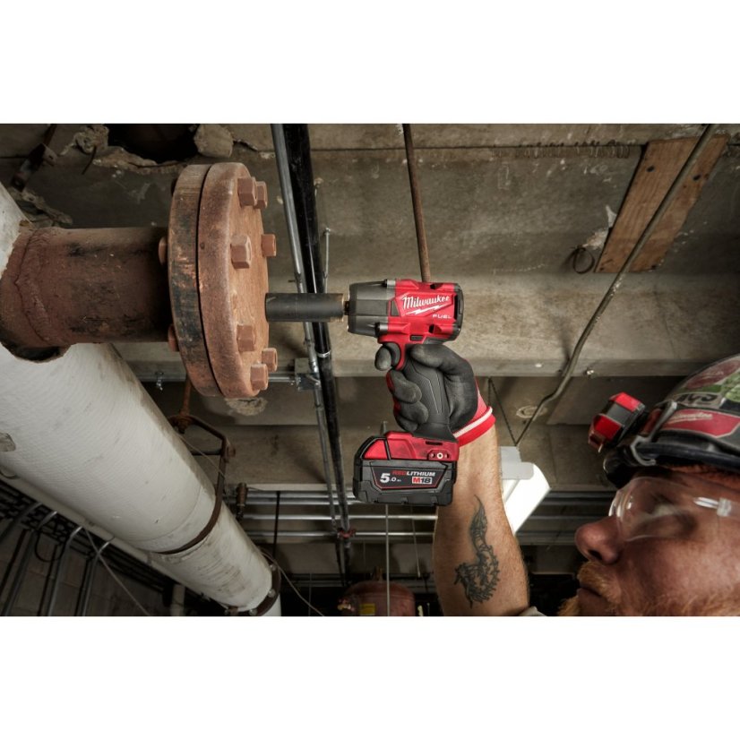 Milwaukee M18 FMTIW2P12-502X aku rázový utahovák 1/2" s aretačním čepem 2x5Ah 4933478453