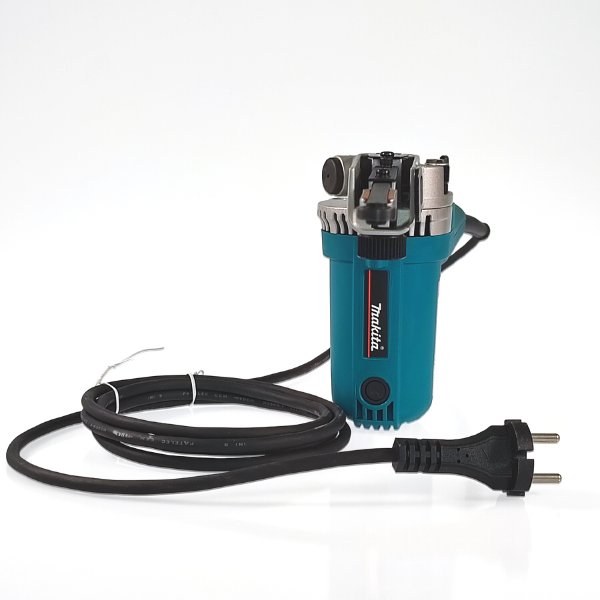 Makita 9032 elektronický pilník 533x9mm,500W