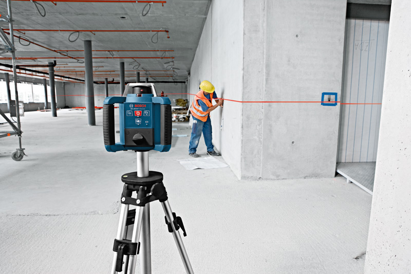 Bosch GRL 300 HV rotační laser + LR 45 v L-BOXX 0601061506