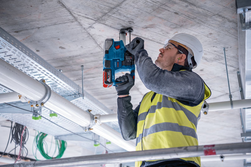 Bosch GBH 18V-22 aku kombinované kladivo SDS plus 18 V bez aku 0611924000