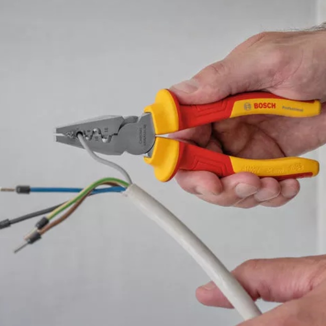 Bosch krimpovací kleště 180 mm VDE 1600A02NE6