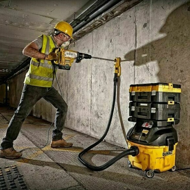 Dewalt DWV901L vysavač 1400W s automatickým oklepem 30 l