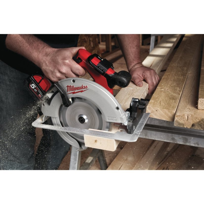 Milwaukee M18 BLCS66-0X aku okružní pila 66 mm  bez aku 4933464589
