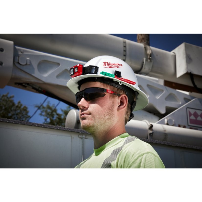 Milwaukee Tinted Safety Glasses ochranné brýle 4932471882