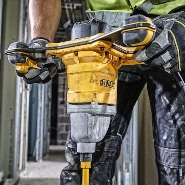 DeWALT DWD241 míchadlo na maltu s dvojitou rukojetí 1800 W
