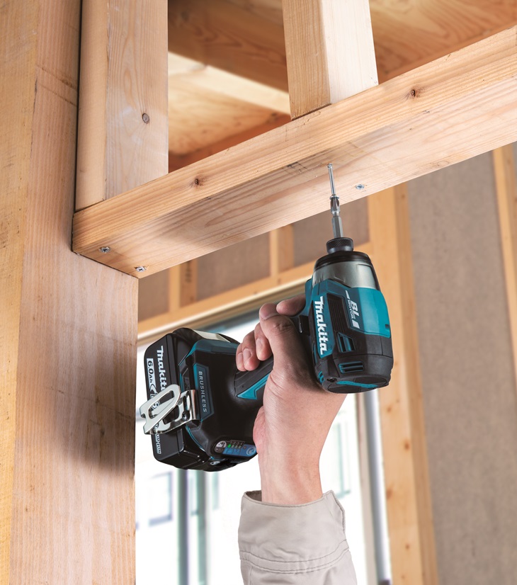 Makita DTD173ZJX2 aku rázový šroubovák 1/4" s příslušenstvím Li-ion LXT 18V bez aku Z