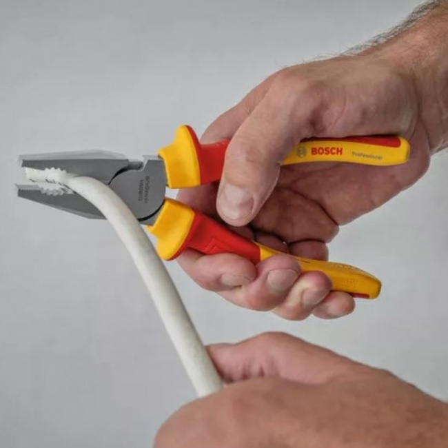 Bosch 3 dílná sada VDE kleští 1600A02NG0