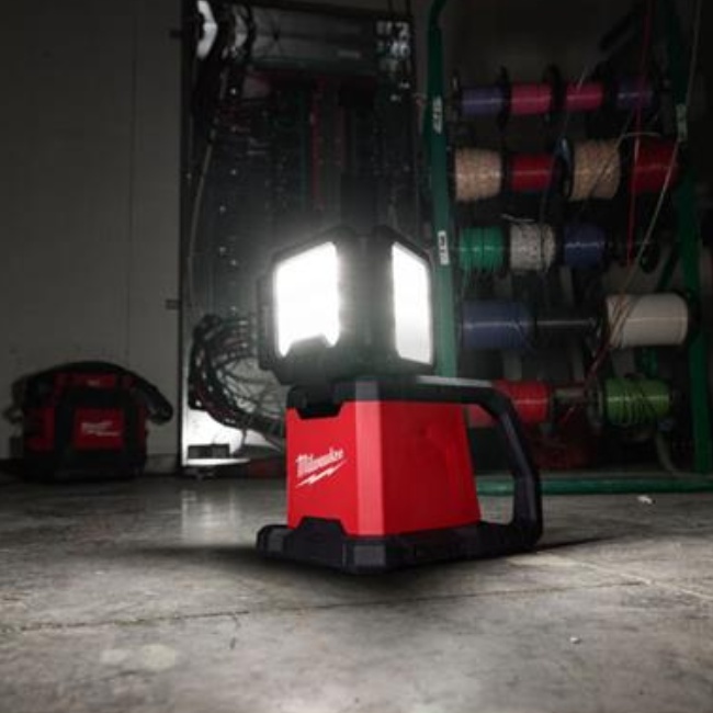 Milwaukee M18MDTL-0 vícesměrové pracovní světlo 4933498149