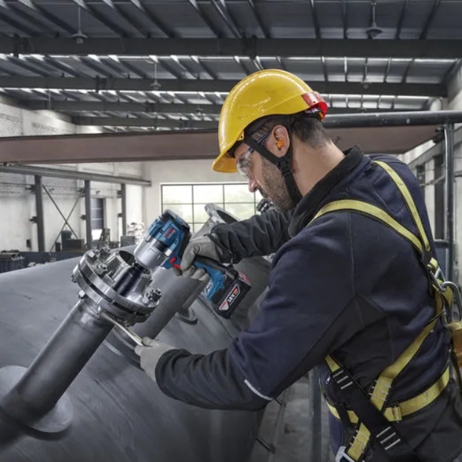 Bosch GDS 18V-780 aku rázový utahovák 1/2" 18V 2x 5Ah 06019P4021
