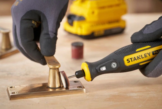 Stanley FatMax SFMCE030B aku bruska přímá 18V V20 bez aku