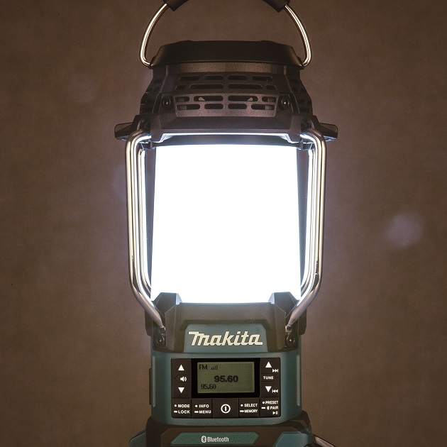 Makita MR009GZ aku rádio s DAB, Bluetooth a LED lampou Li-ion XGT 40V bez aku Z