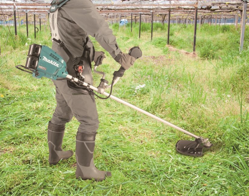Makita UR012GZ06 aku křovinořez Li-ion XGT 2x40V bez aku Z