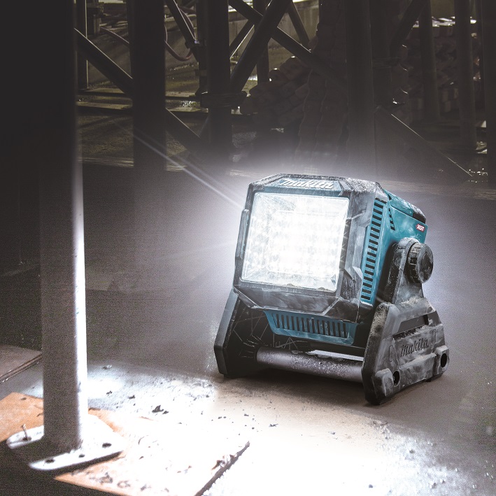 Makita ML005G aku LED svítilna Li-ion LXT/XGT Z