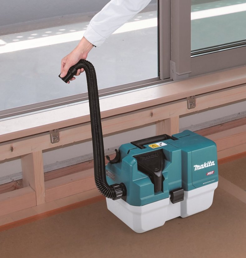 Makita VC014GLZ aku vysavač Li-ion XGT 40V bez aku Z