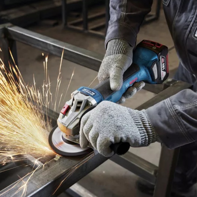 Bosch GWS 18V-8 aku úhlová bruska 125mm bez aku 06019N9000