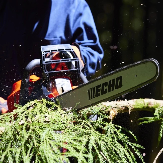 ECHO CS-4010ES benzínová řetězová pila 1,9 kW lišta 38 cm