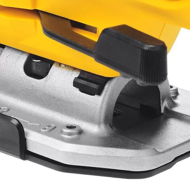 Dewalt DWE349 přímočará pila s regulací 650 W