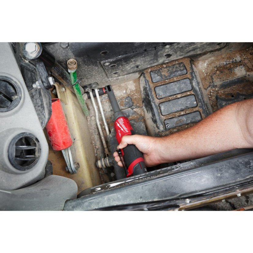 Milwaukee M12 FUEL™ FHIR38LR-0 ⅜″ vysokorychlostní ráčna s prodlouženou hlavou 4933480791