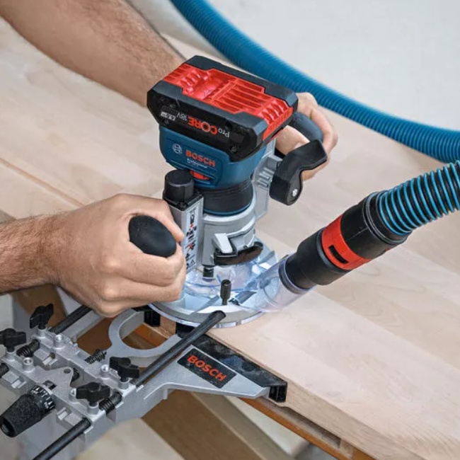Bosch GKF 18V-8 aku fréza ohraňovací 18V 0.601.6C2.000