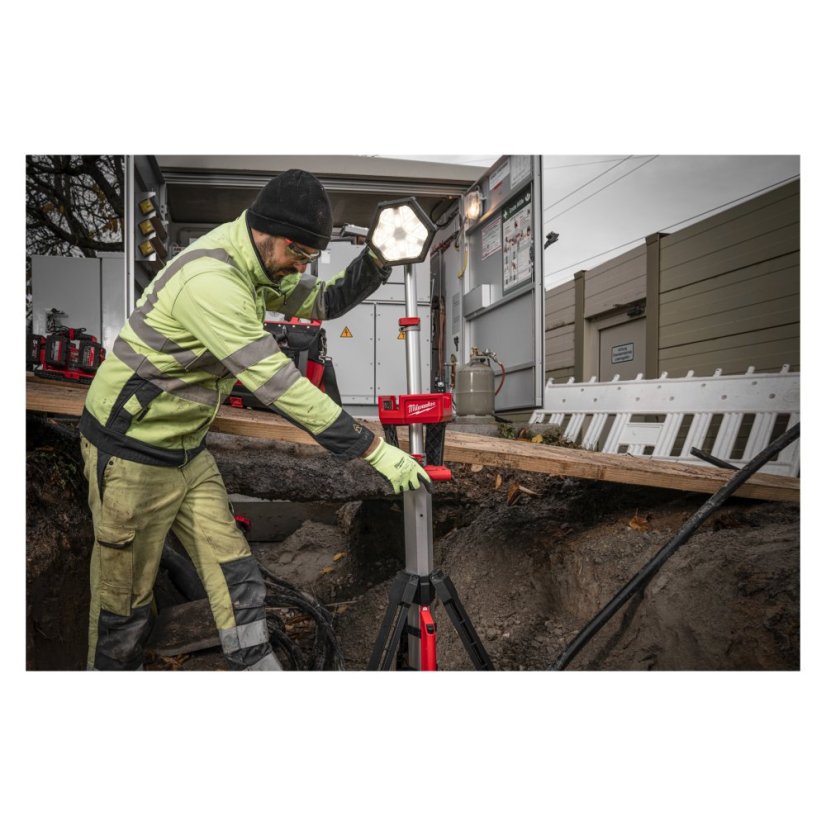 Milwaukee M18 SAL2-0 stojanová svítilna bez aku 4933492486