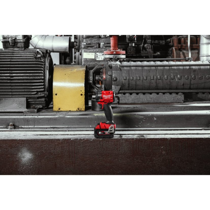 Milwaukee M18 FIW2P12-502X aku kompaktní rázový utahovák 1/2" s aretačním čepem 2x5Ah 4933478447
