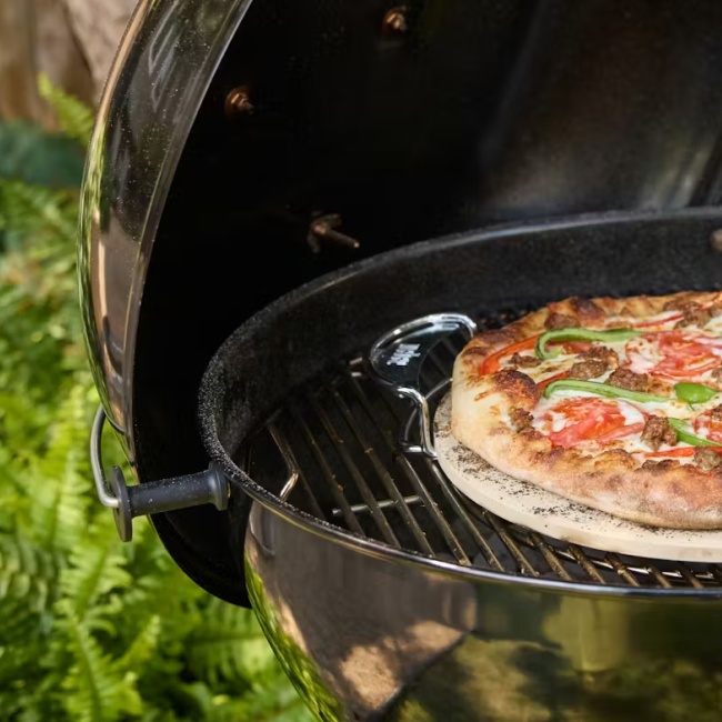 Weber 1502204 Master Touch GBS C-5755 57 cm Slate Blue gril na dřevěné uhlí