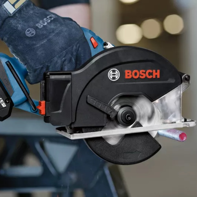 Bosch GKM 18V-50 aku okružní pila 18 V 2x5Ah 06016B8002