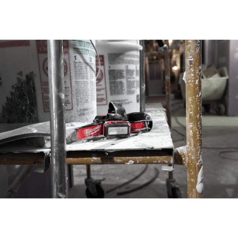 Milwaukee USB nabíjecí čelová lampa na přilbu 4933479767