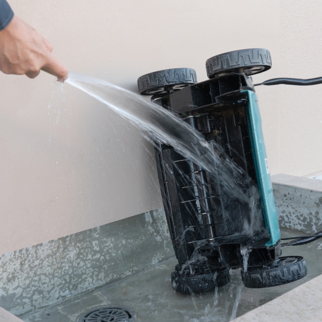 Makita DUV320Z aku vertikutátor 32cm Li-ion LXT 18V bez aku Z