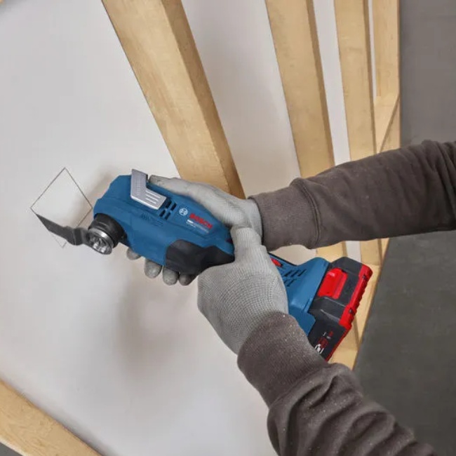 Bosch GOP 18V-30 aku multifunkční pila 18 V L-Boxx bez aku 06018G3001