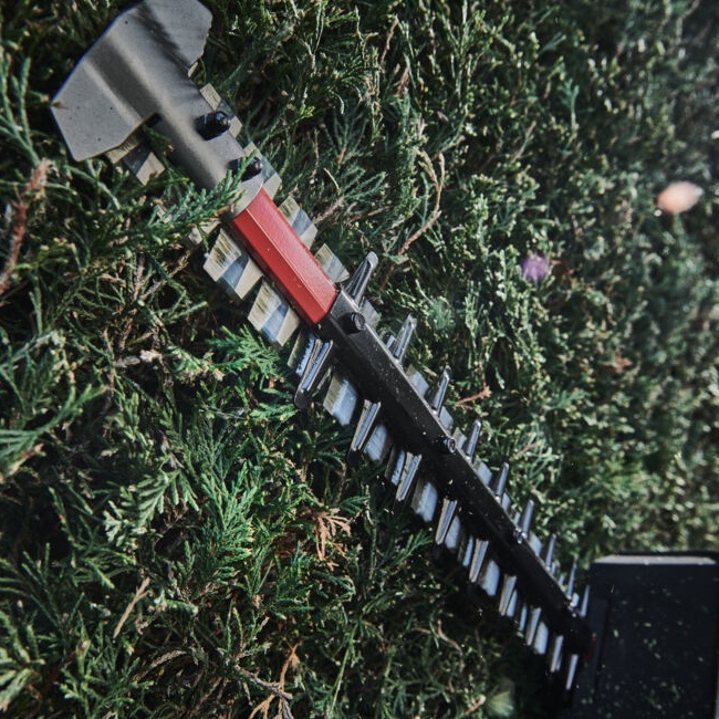 Milwaukee M18 FHET45-0 aku plotostřih s lištou 45 cm bez aku 4933493293