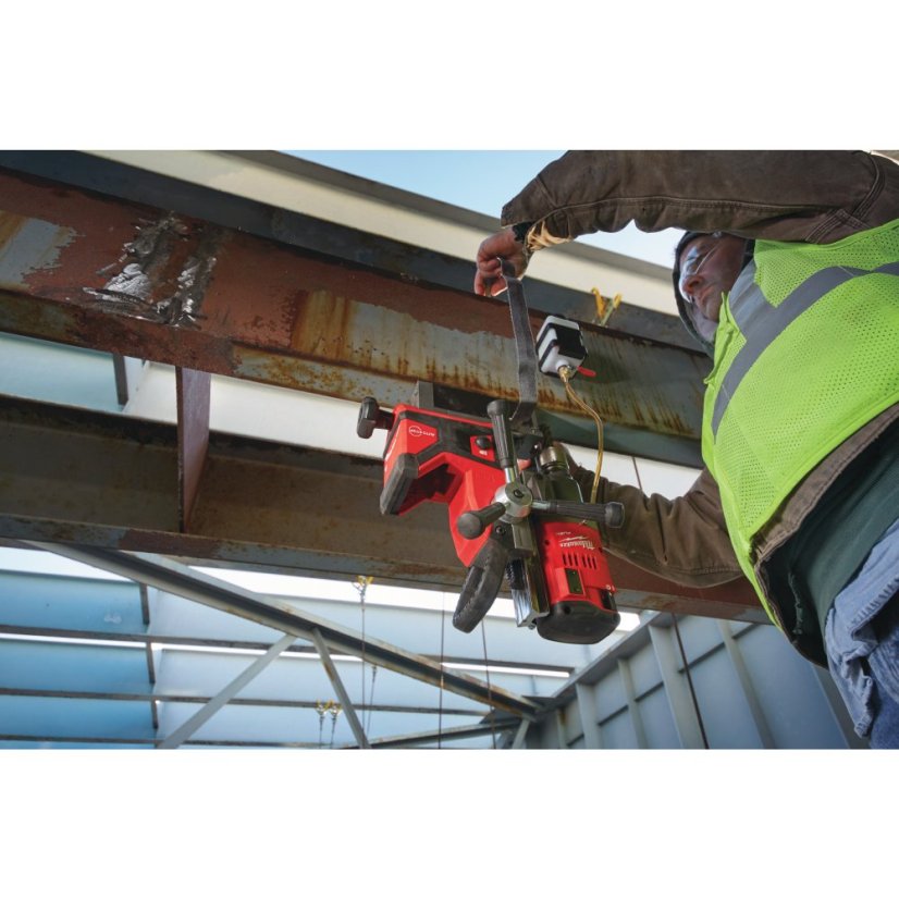 Milwaukee M18 FMDP-0C aku magnetická vrtačka s permanentním magnetem bez aku 4933451636
